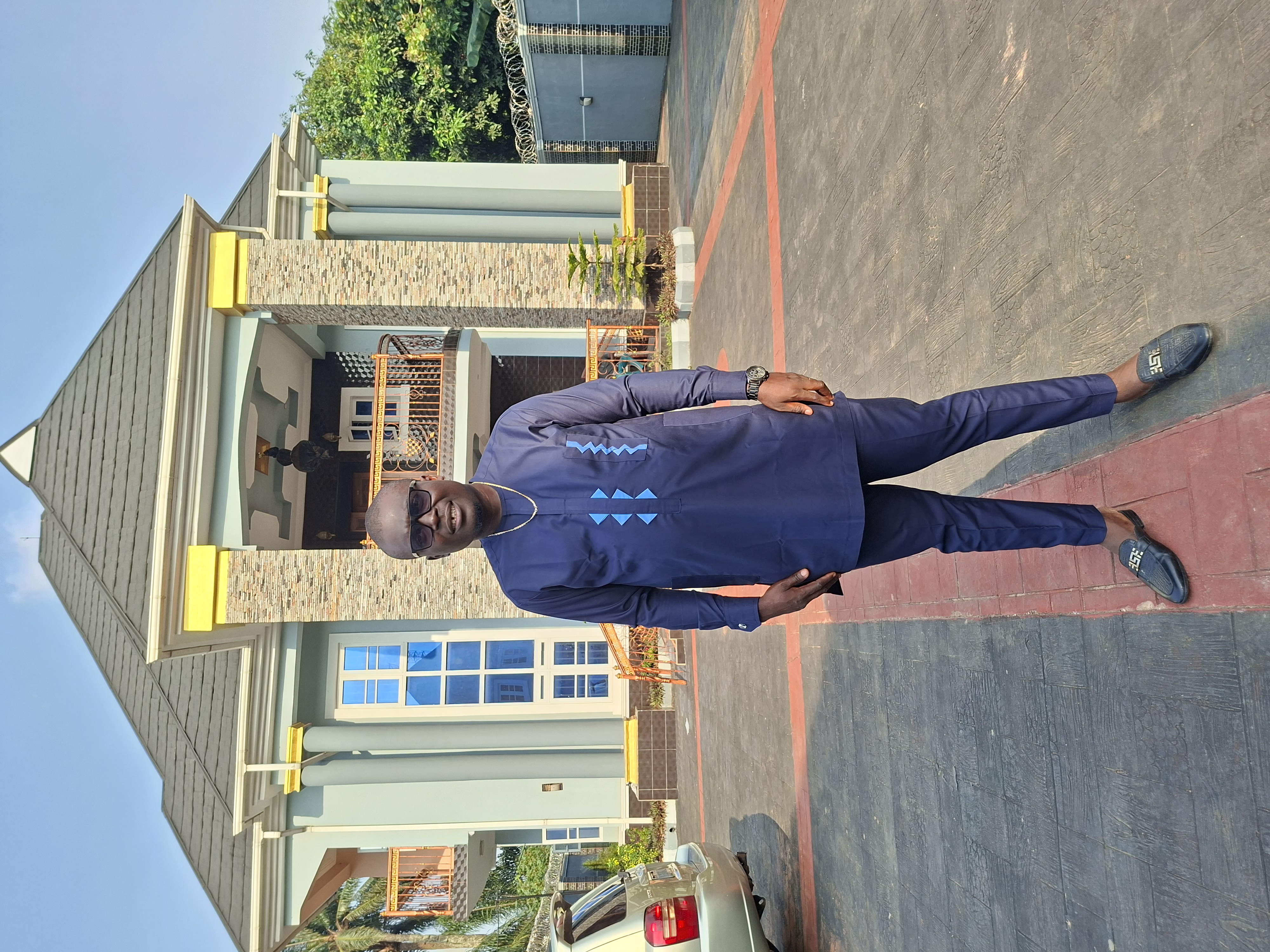 Ezemenari Tochukwu Kingsley